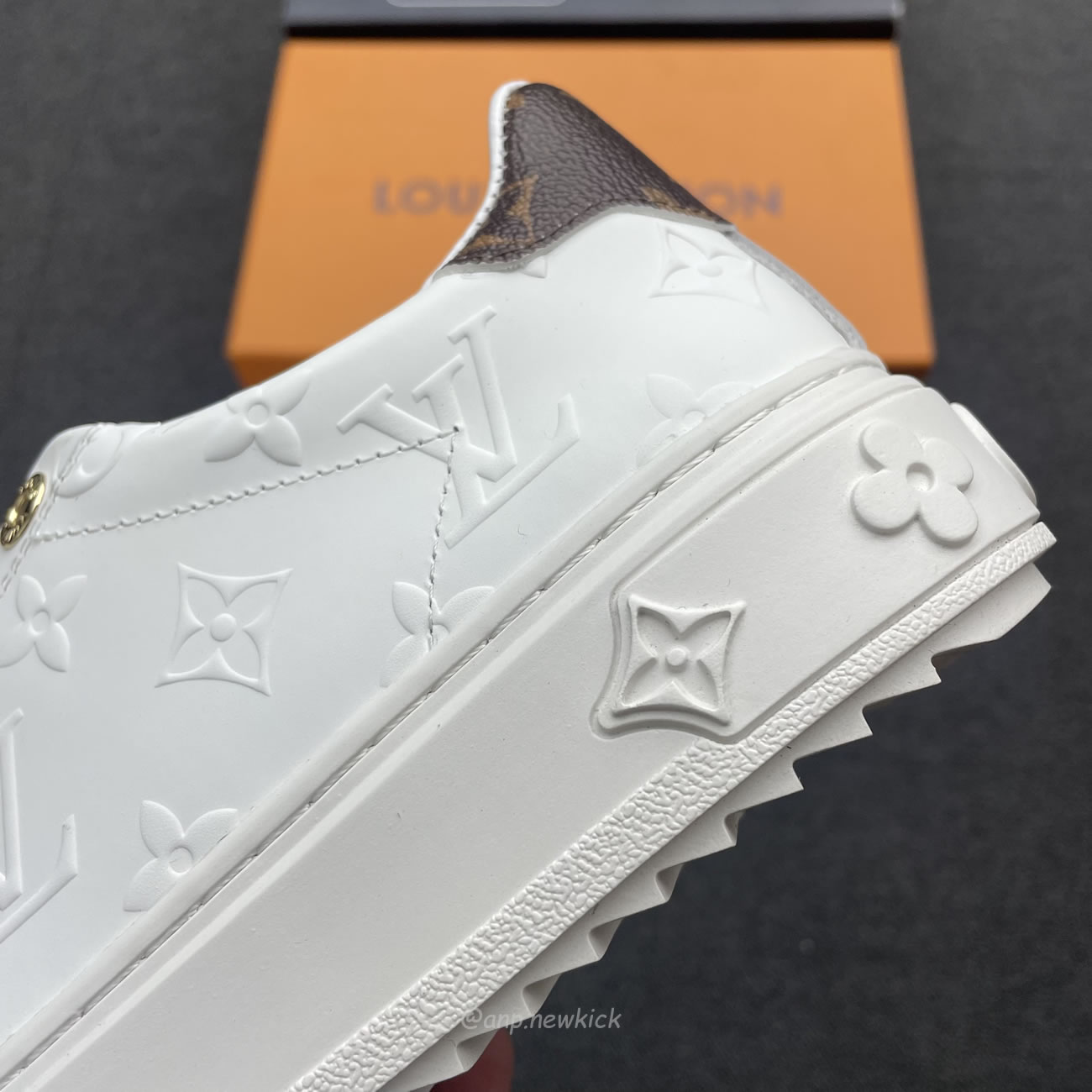 Louis Vuitton Time Out Debossed Monogram Leather White (10) - newkick.cc